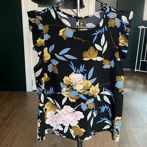 Flutter sleeve blouse